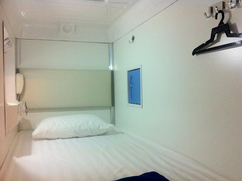 Ufo Capsule Hotel Kuala Lumpur Eksteriør billede